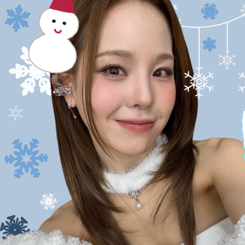 マコ (NiziU)の最新写真