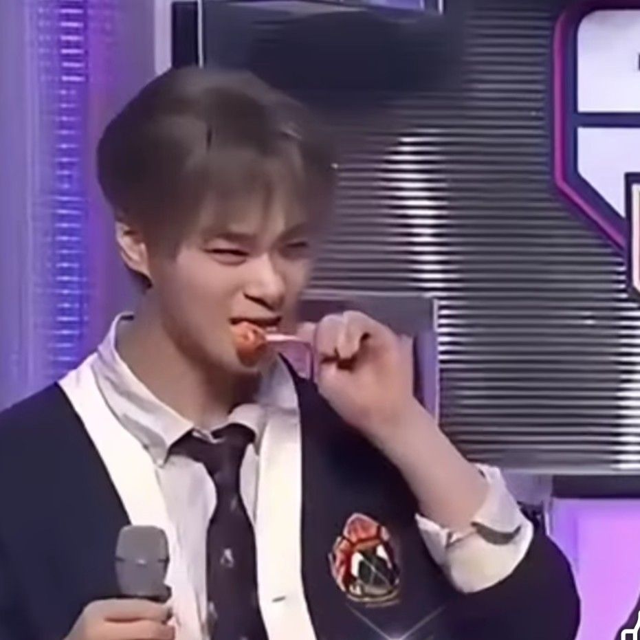 Behind-the-scenes cut of Moonbin (ASTRO)