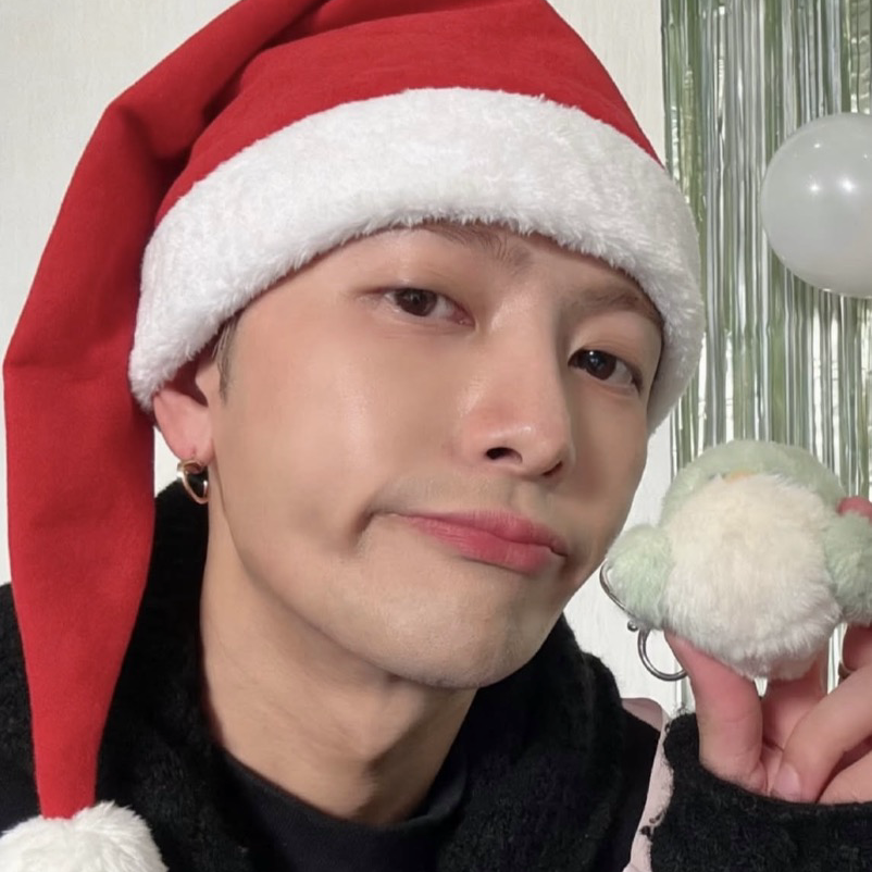 A moment captured by Jackson (GOT7)'s fan