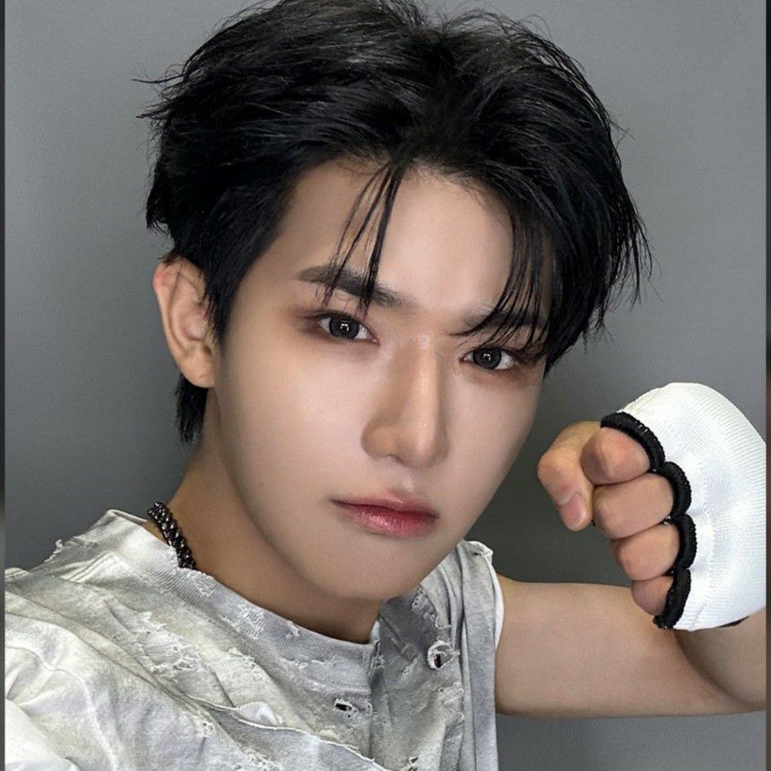 Latest photo of Yi Chen