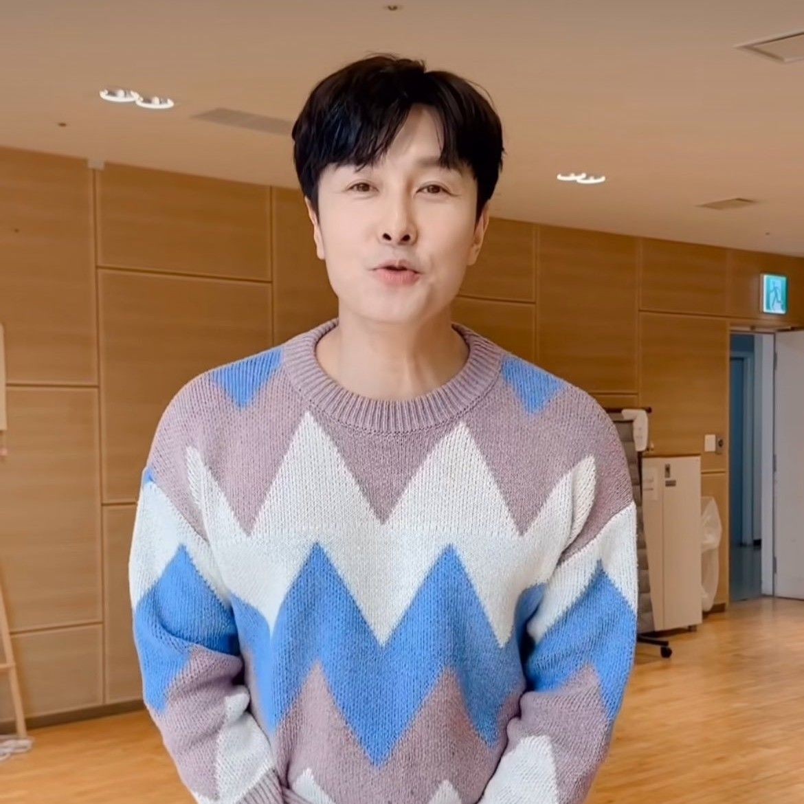 Latest photo of Kim Dongwan (SHINHWA)