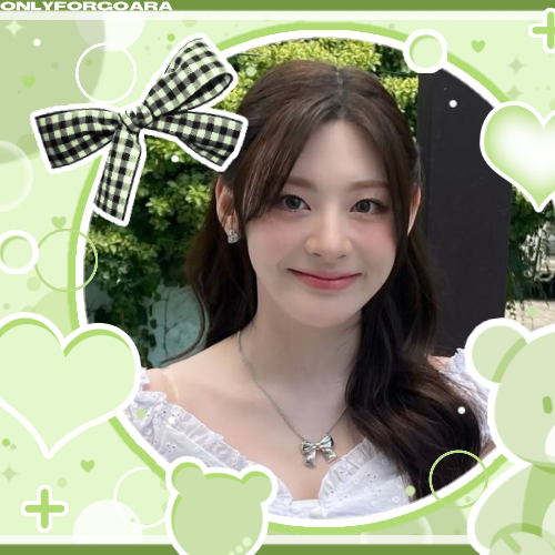 Behind-the-scenes cut of Seeun (STAYC)