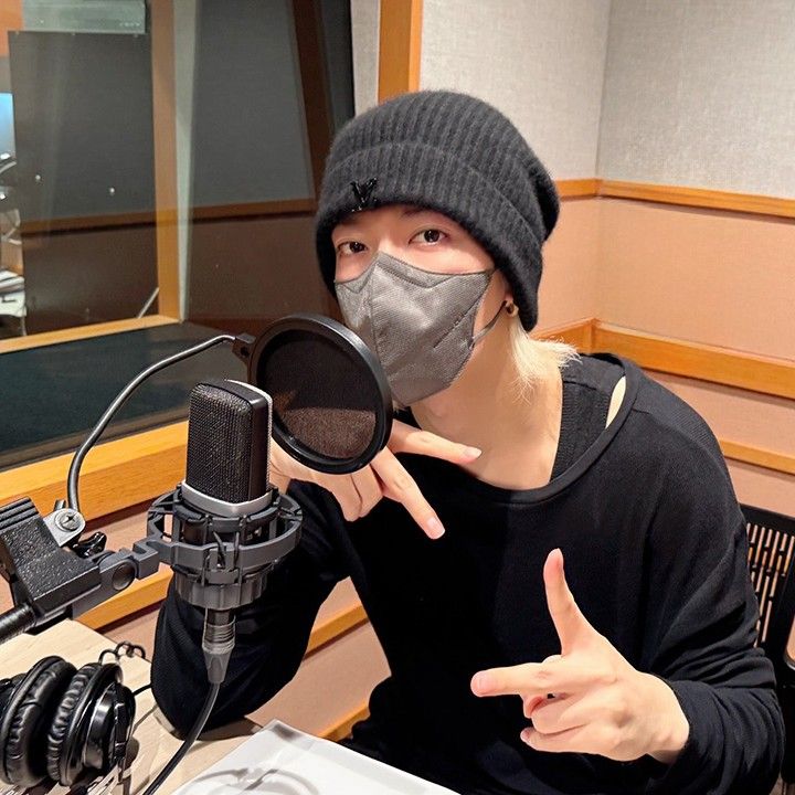 유타 (NCT 127)의 비하인드 컷