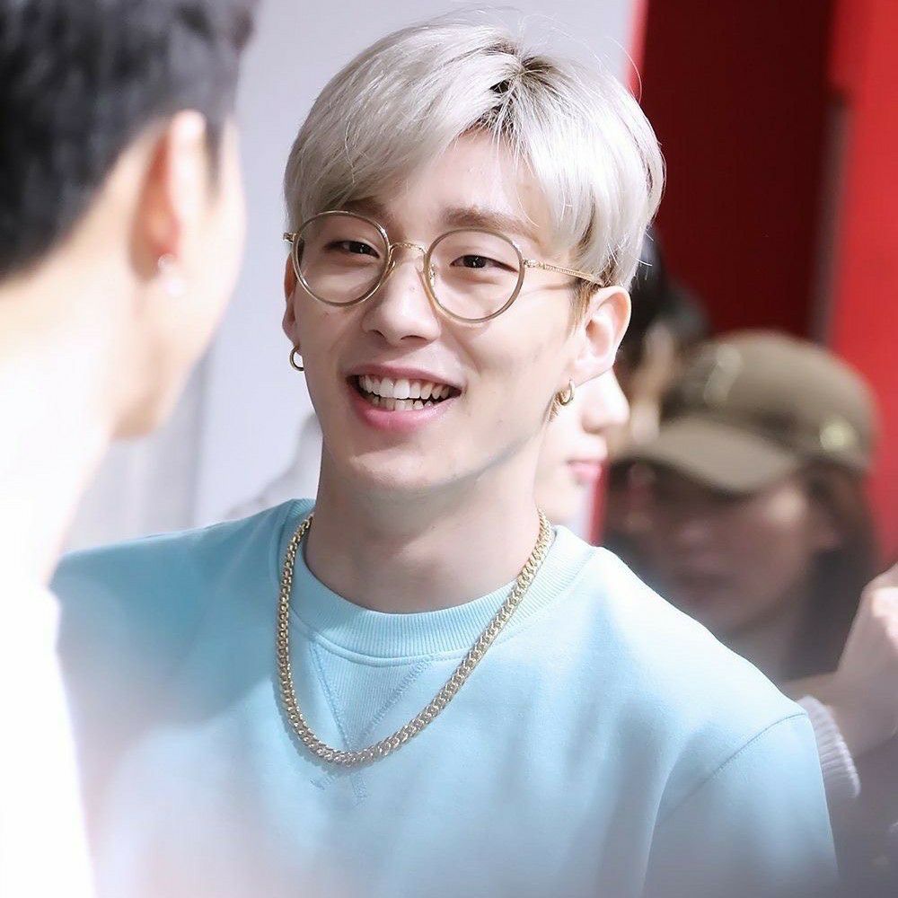 A moment captured by Jongup (B.A.P)'s fan