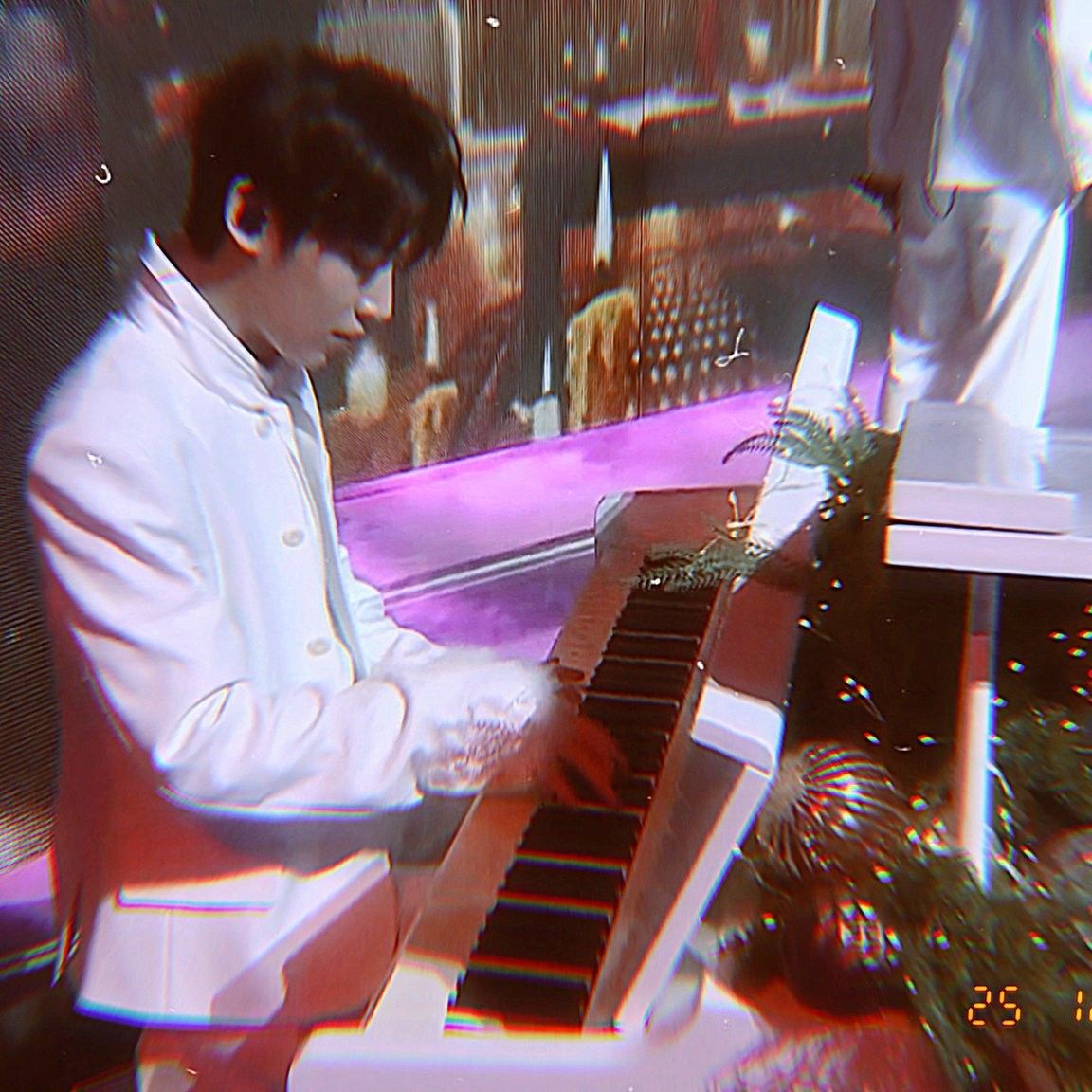 Latest photo of Sunoo (ENHYPEN)