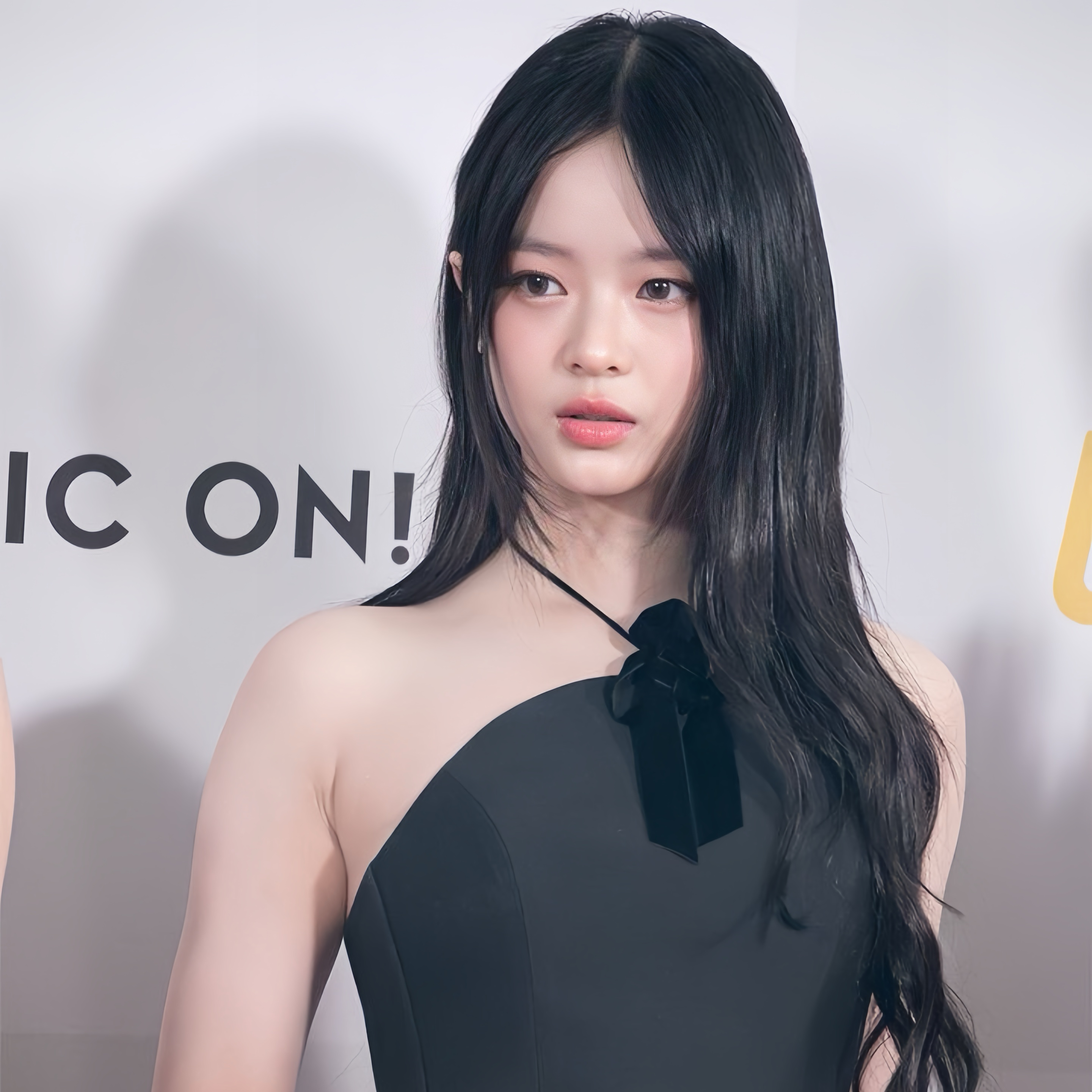 Recent activity shot of HANNI (NewJeans)