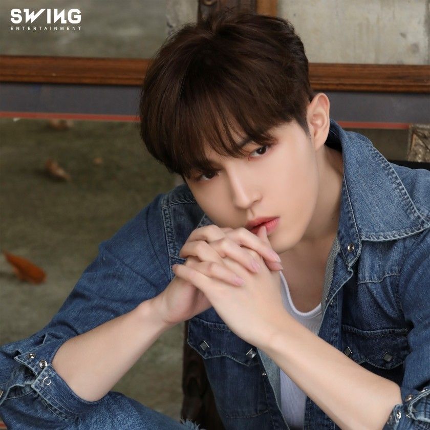 Foto terbaru Kim Jaehwan
