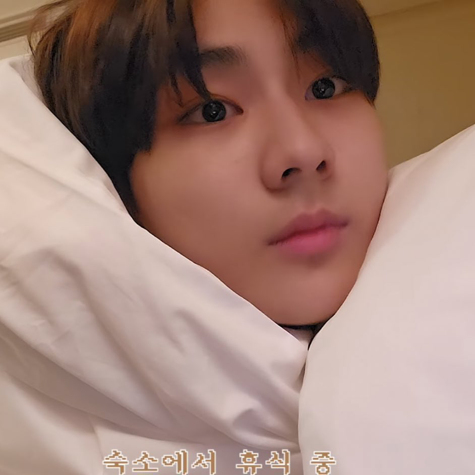 Behind-the-scenes cut of Jungwon (ENHYPEN)