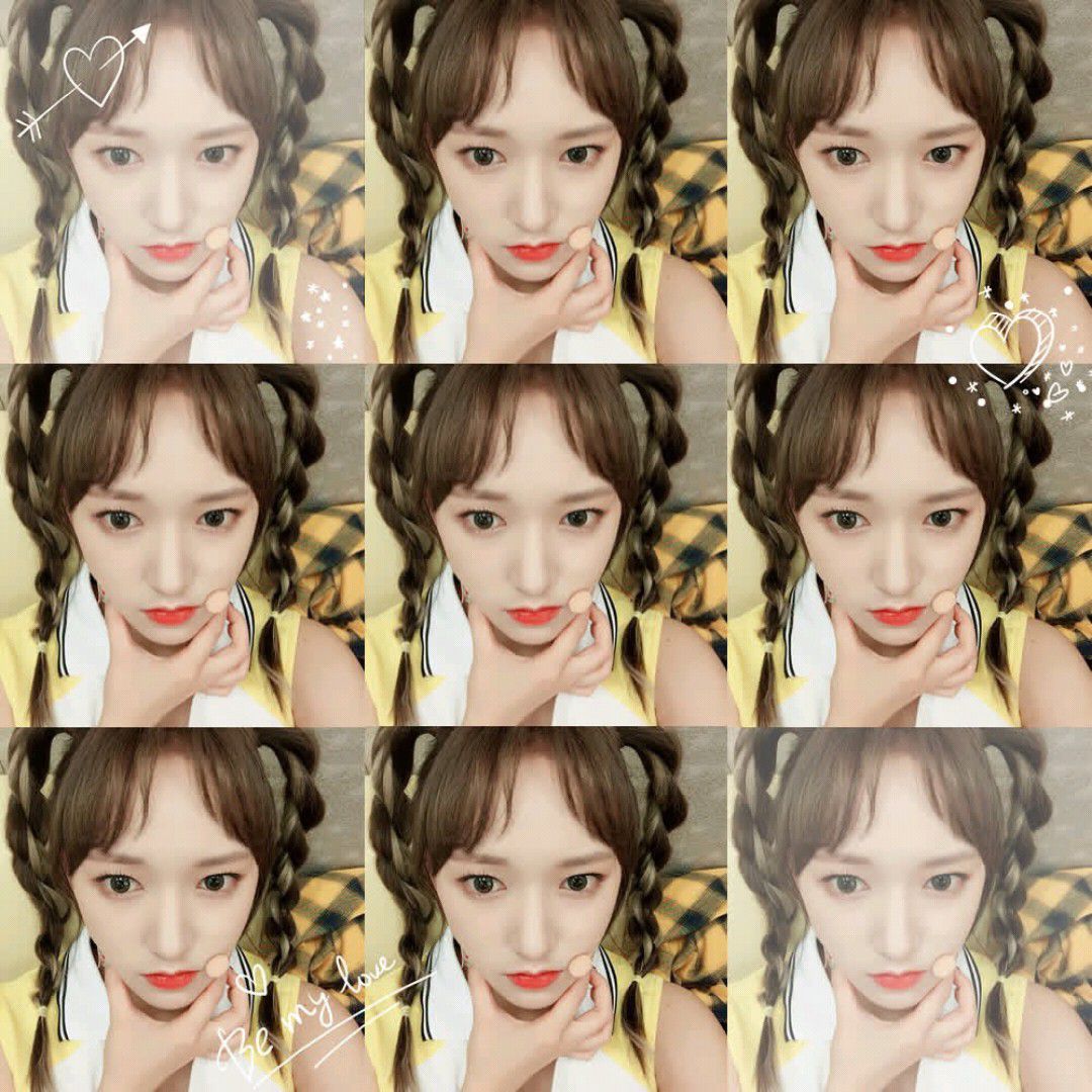 A moment captured by Cheng Xiao's fan