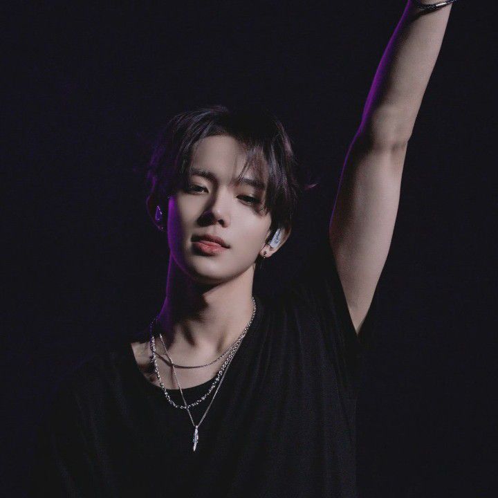 Behind-the-scenes cut of Heeseung (ENHYPEN)