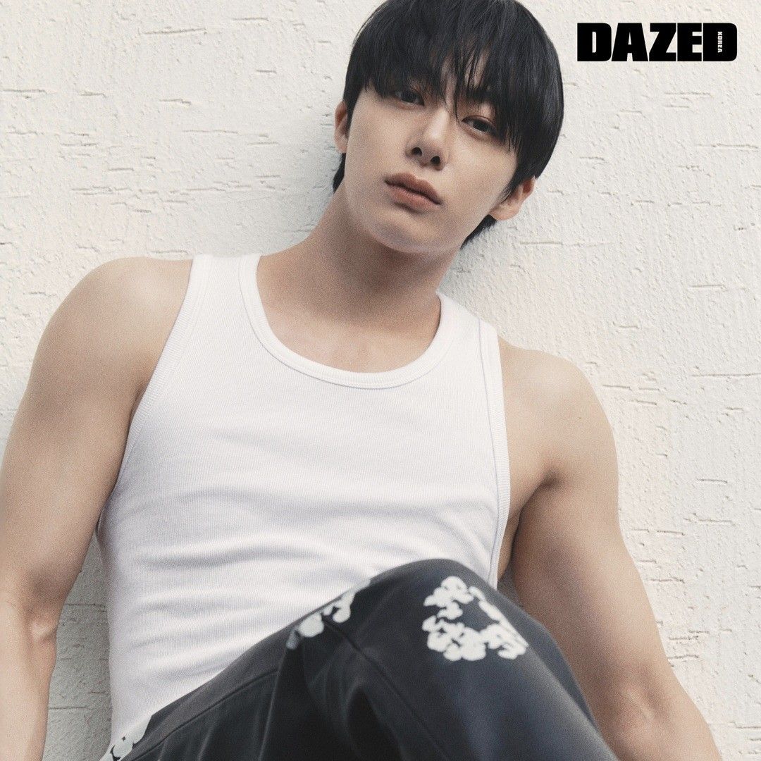 Recent activity shot of Hyungwon (MONSTA X)