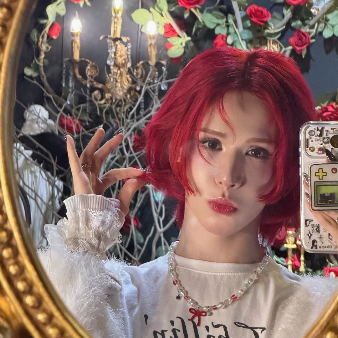 A moment captured by Wumuti (XLOV)'s fan