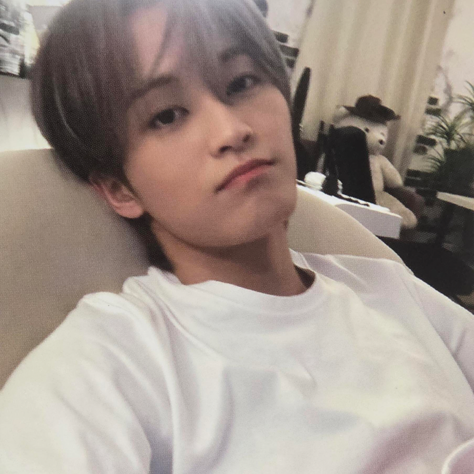 Behind-the-scenes cut of Mark (NCT 127, NCT DREAM)