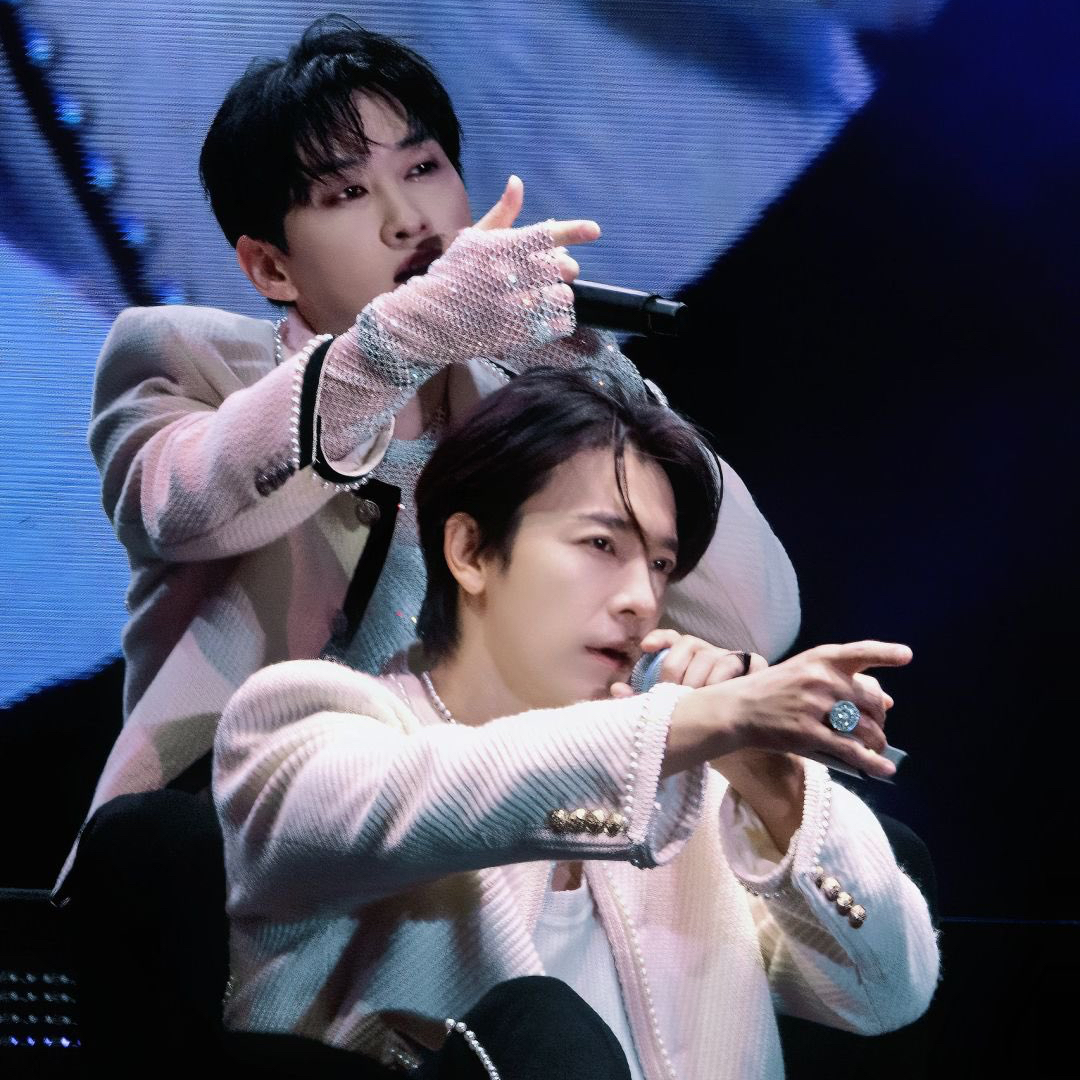 Behind-the-scenes cut of Super Junior