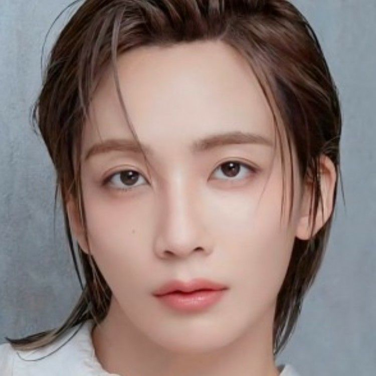 淨漢 (SEVENTEEN)的最新照片