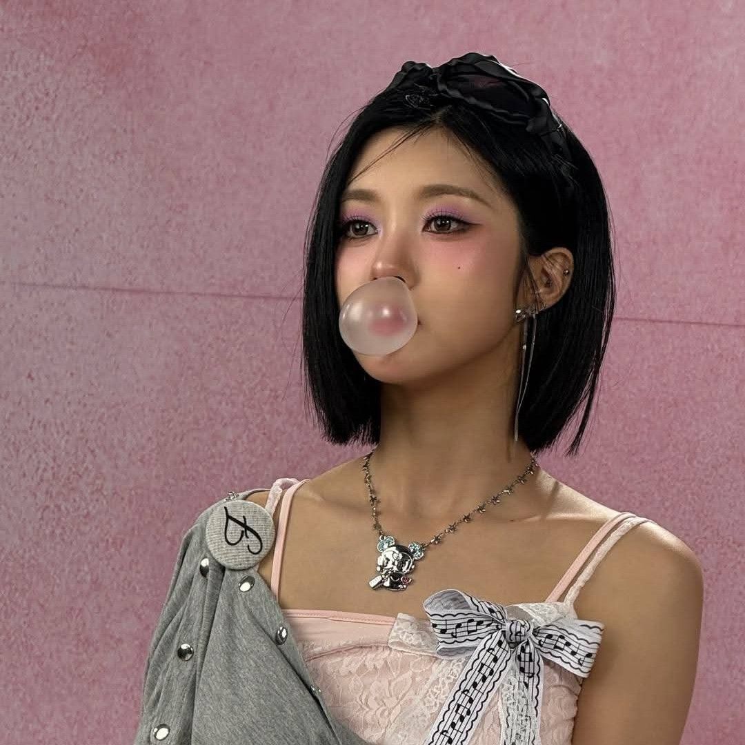 Latest photo of Kim Dayeon (Kep1er)