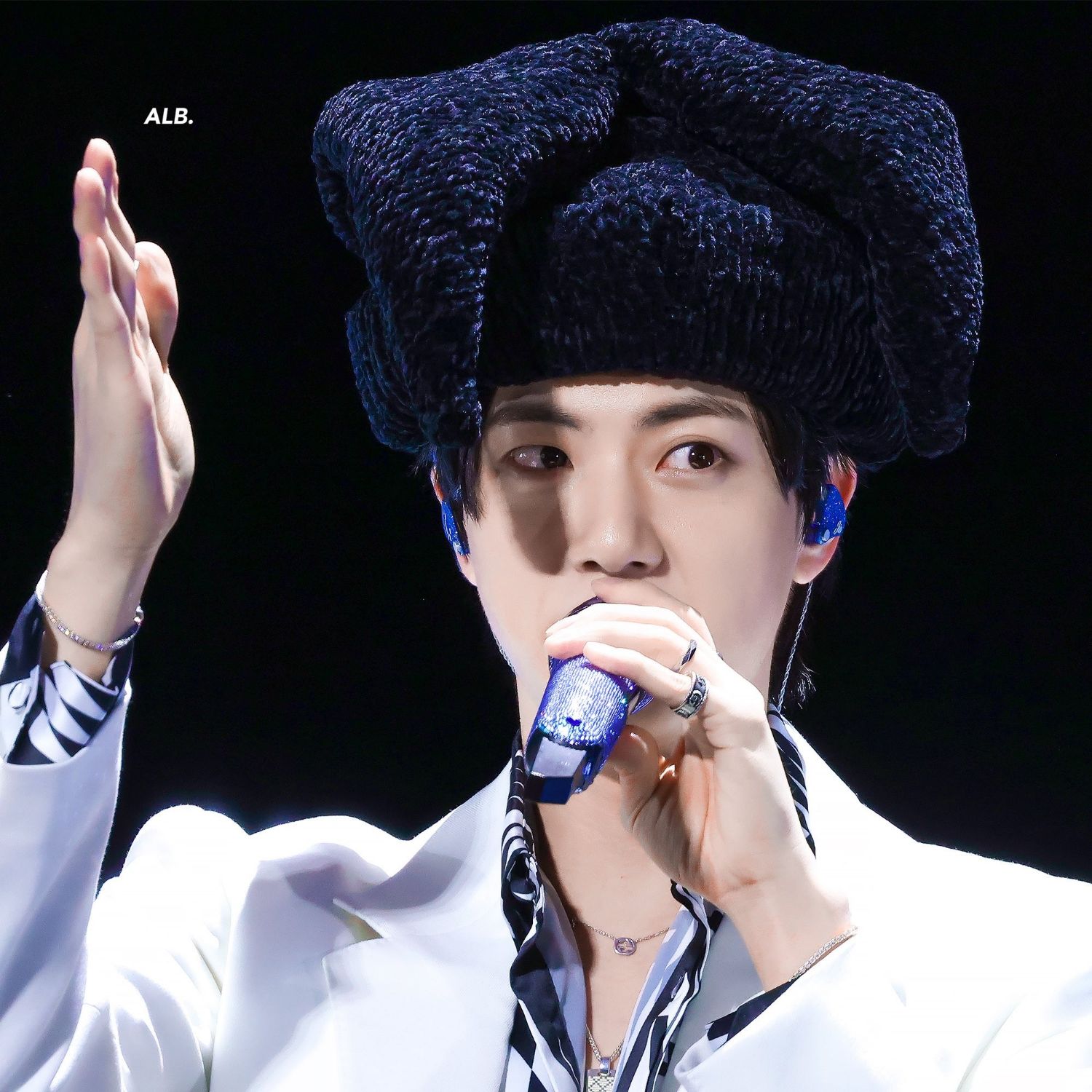 Potret di balik layar Jin (BTS)