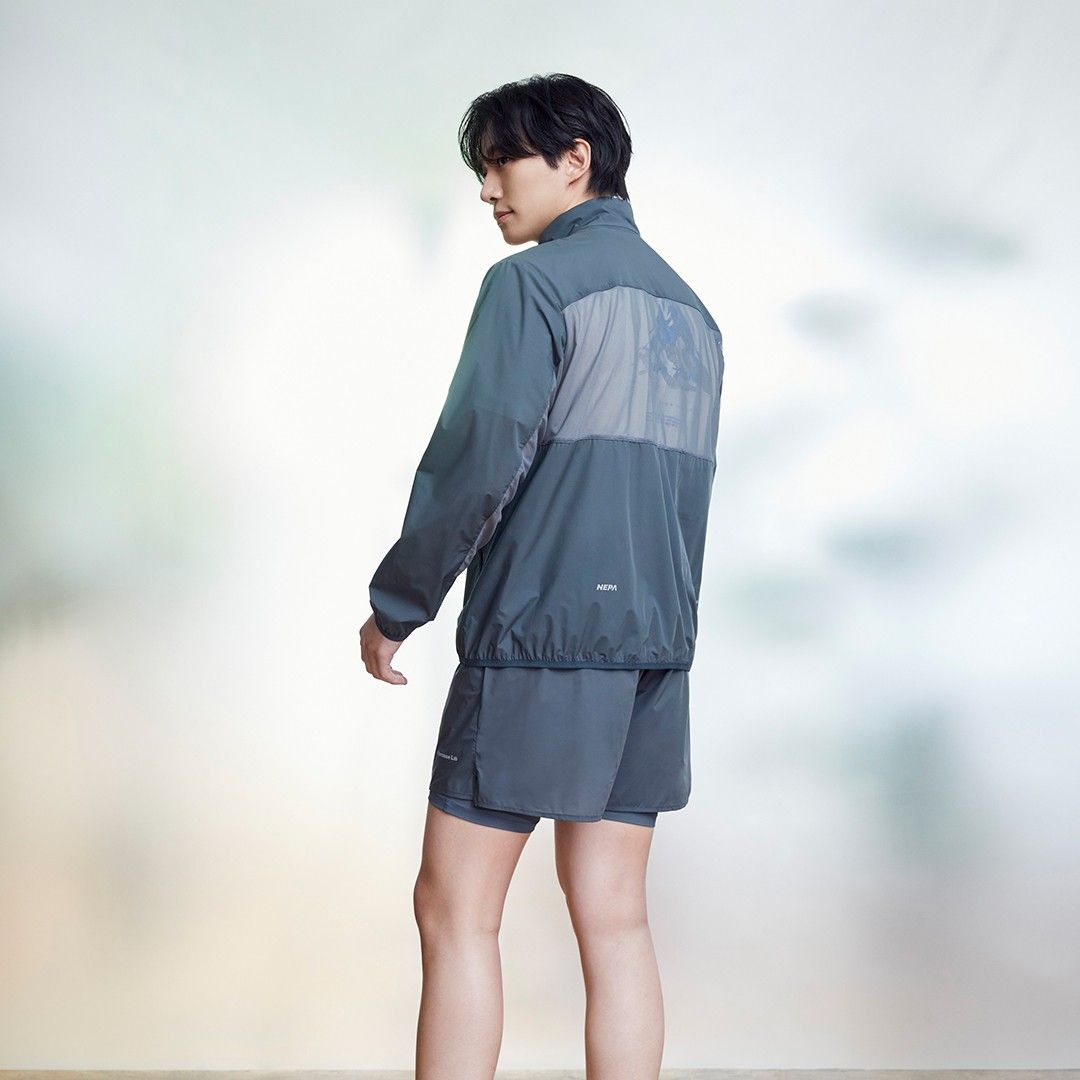 Behind-the-scenes cut of Junho (2PM)