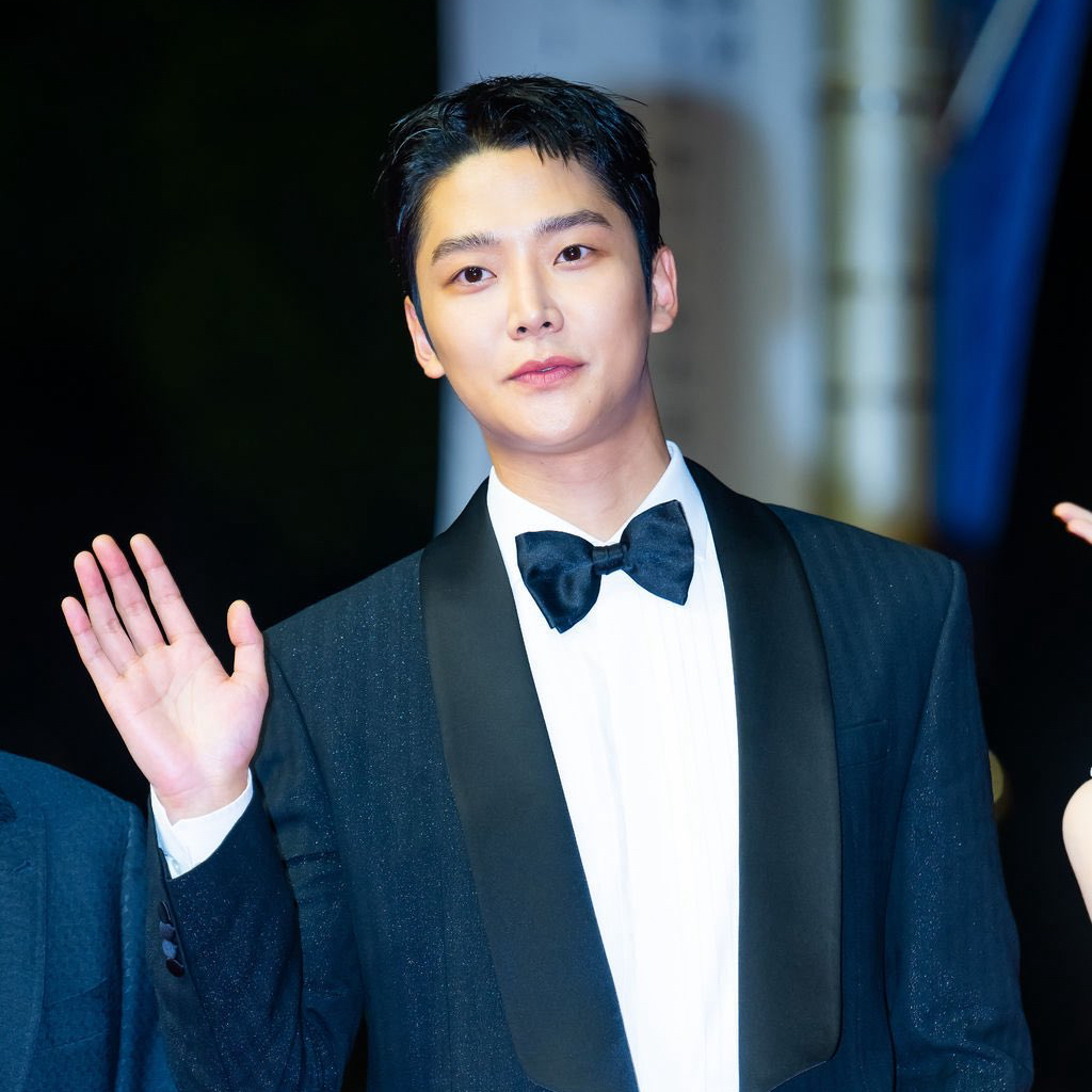A moment captured by Rowoon's fan