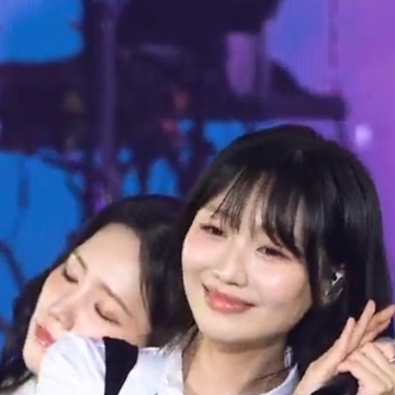 Latest photo of Jeong Yein (Lovelyz)