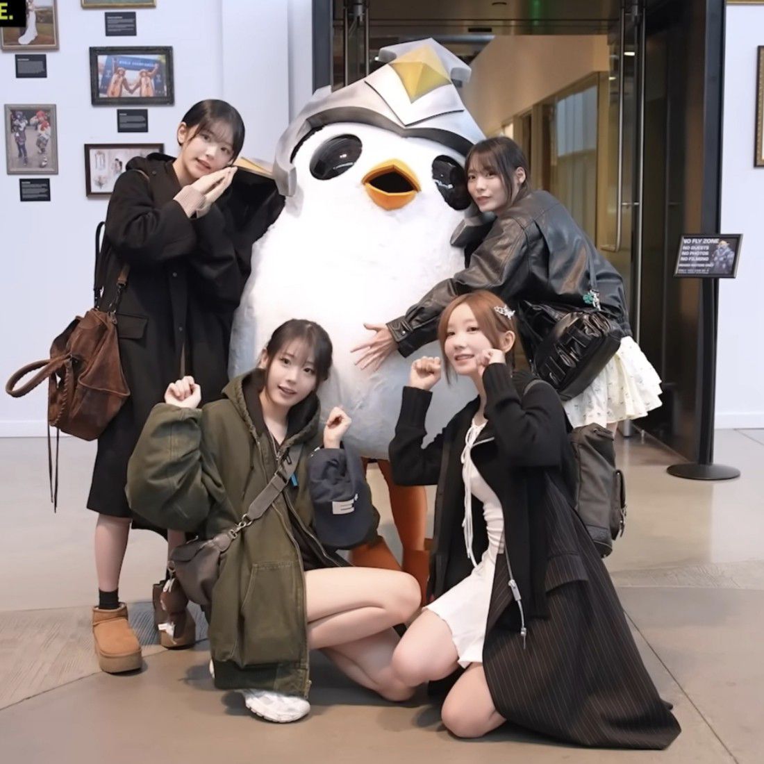 A moment captured by QWER's fan