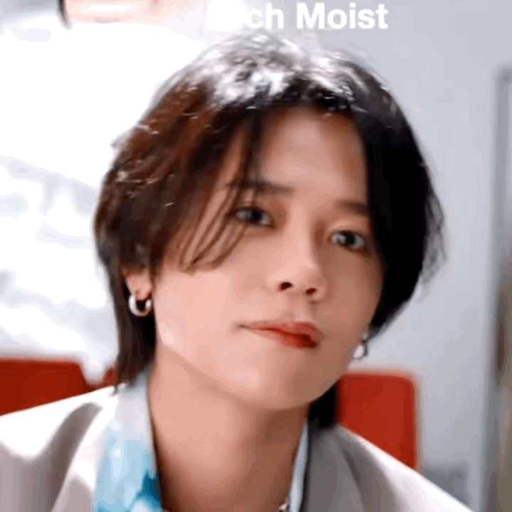 Recent activity shot of Fujimaki Kyosuke (INI)
