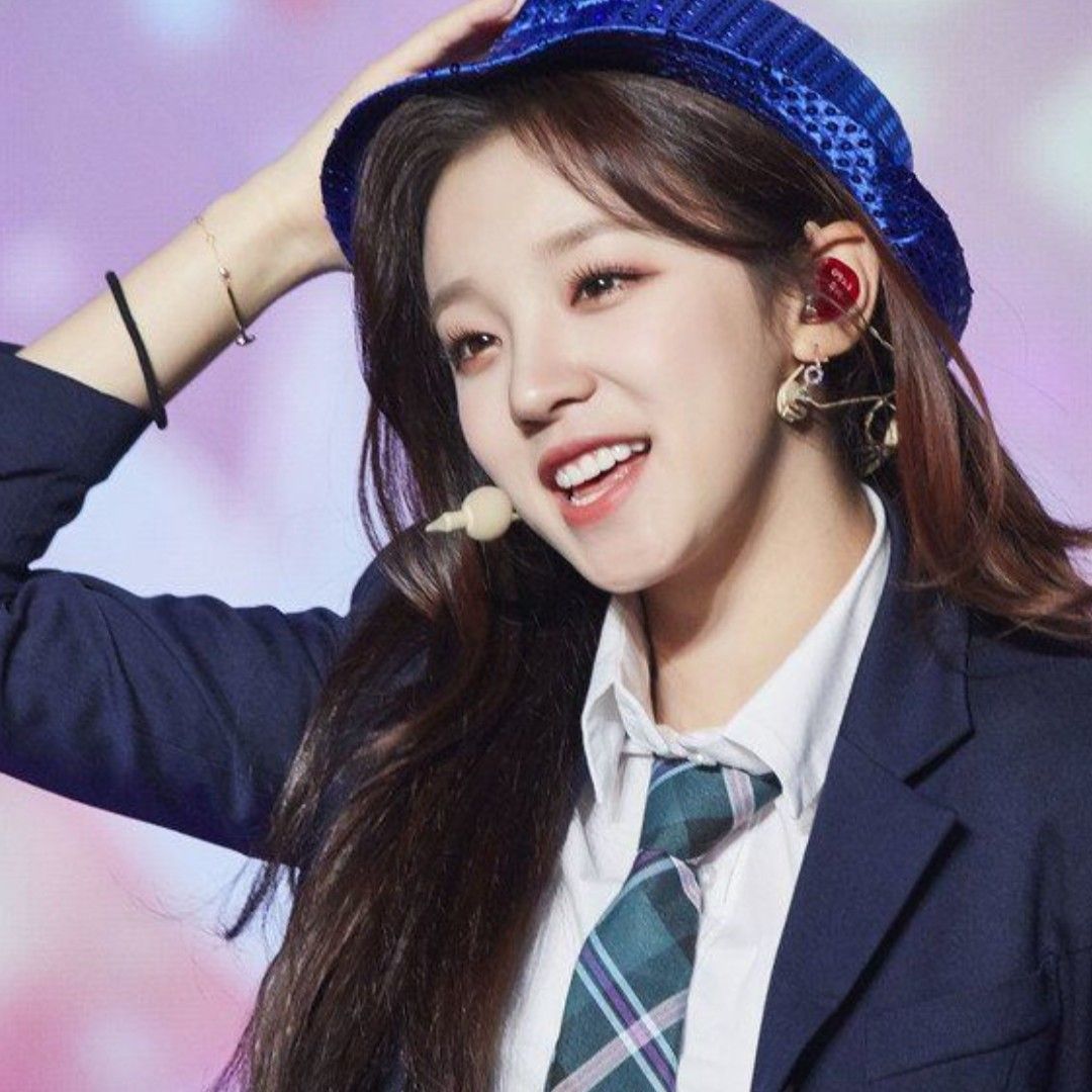 Latest photo of Yuqi (i-dle)