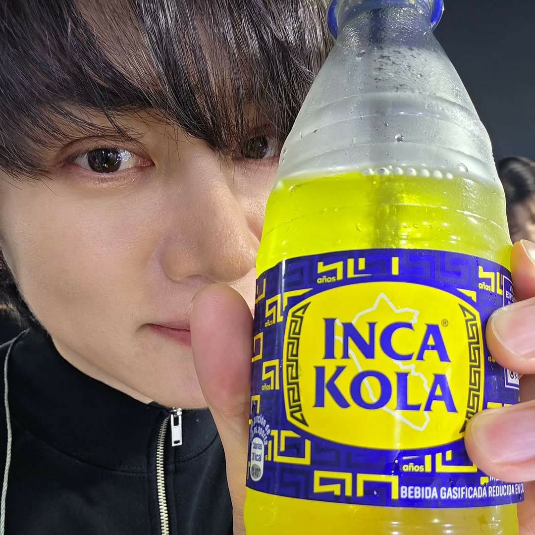 Behind-the-scenes cut of Super Junior
