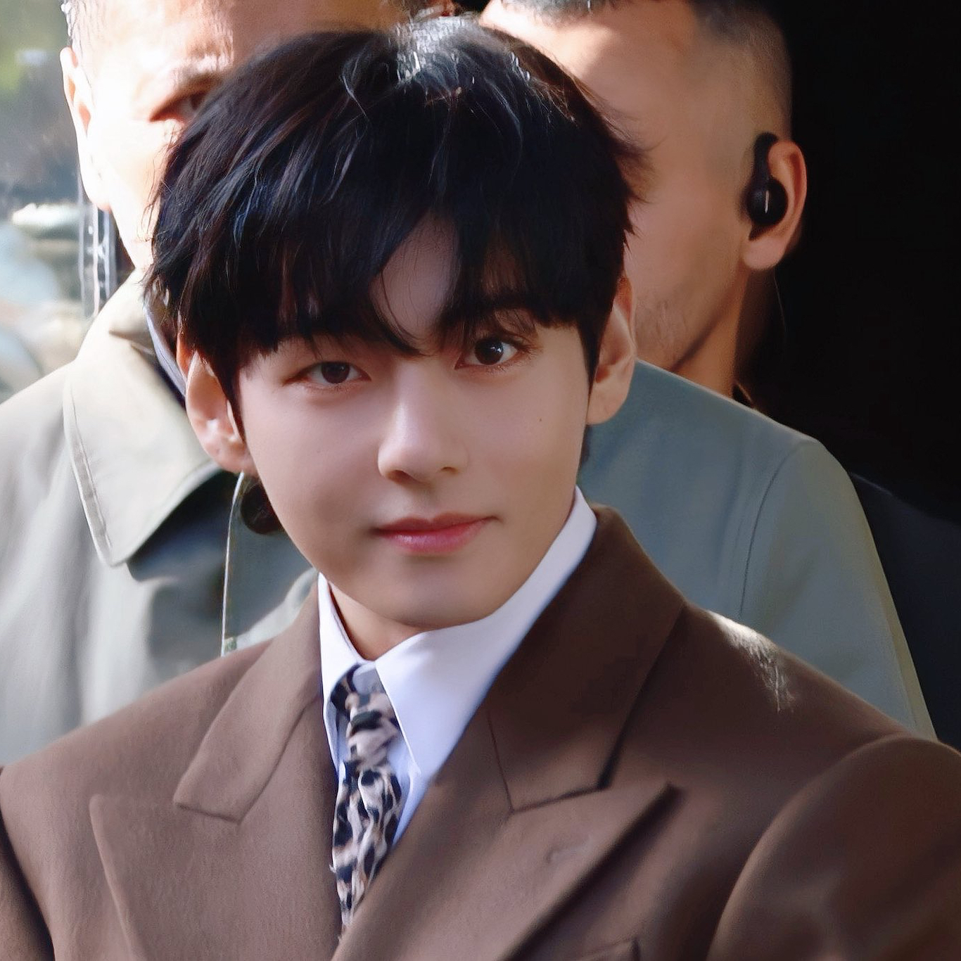 V (防弹少年团)的最新活动照片