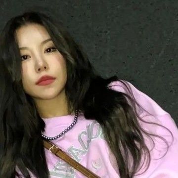 Recent activity shot of Wheein (MAMAMOO)