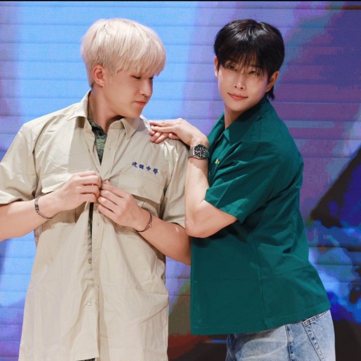 Latest photo of Jinjin (ASTRO)