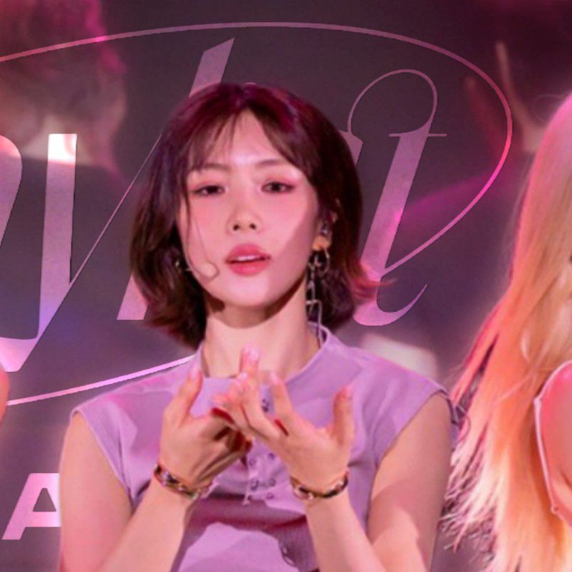 A moment captured by DREAMCATCHER's fan