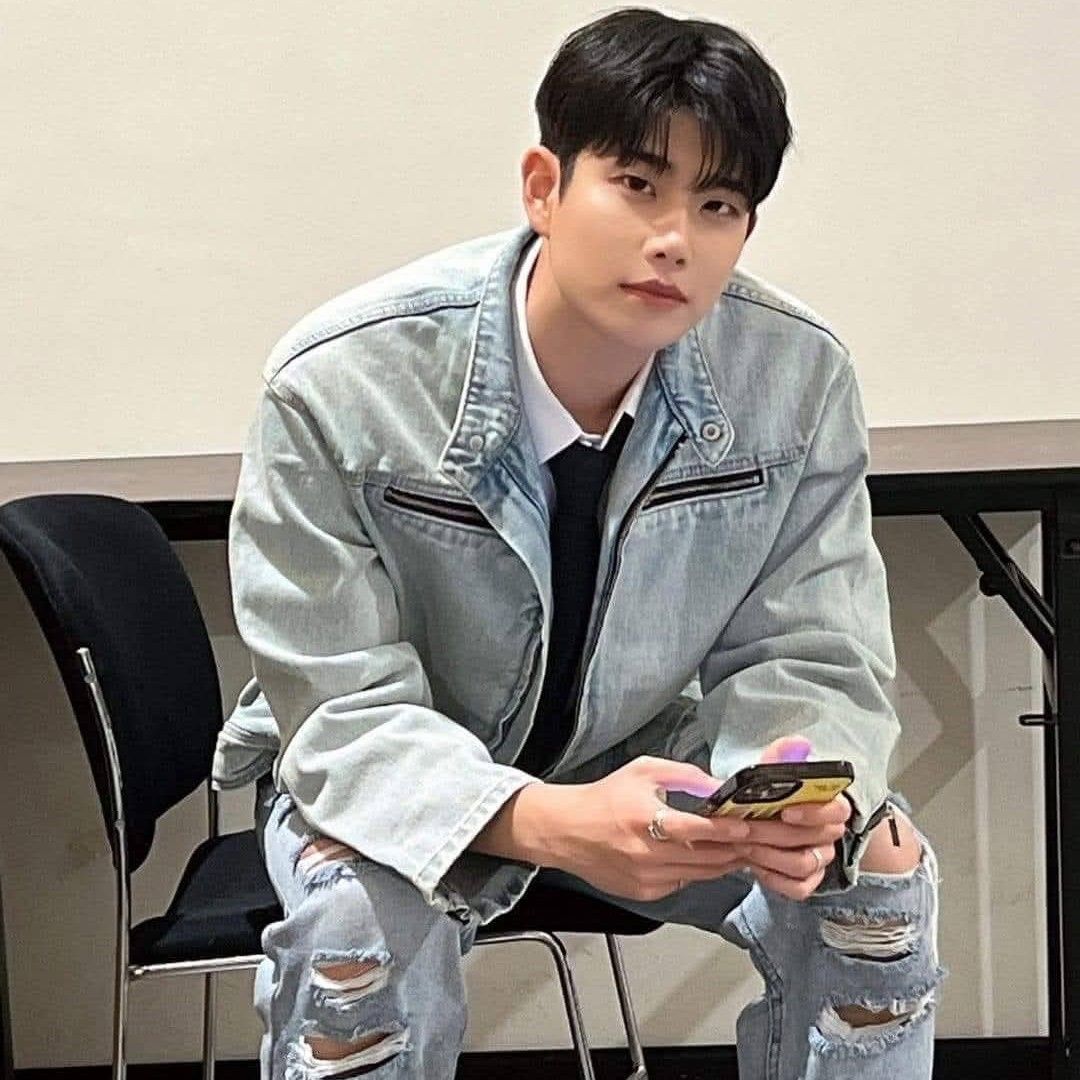 Recent activity shot of MJ (ASTRO)