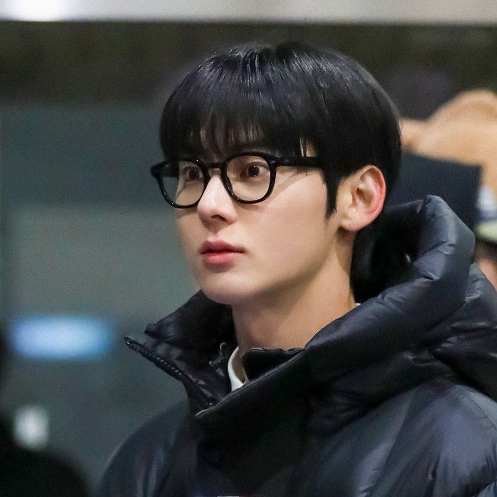 A moment captured by Hwang Minhyun's fan