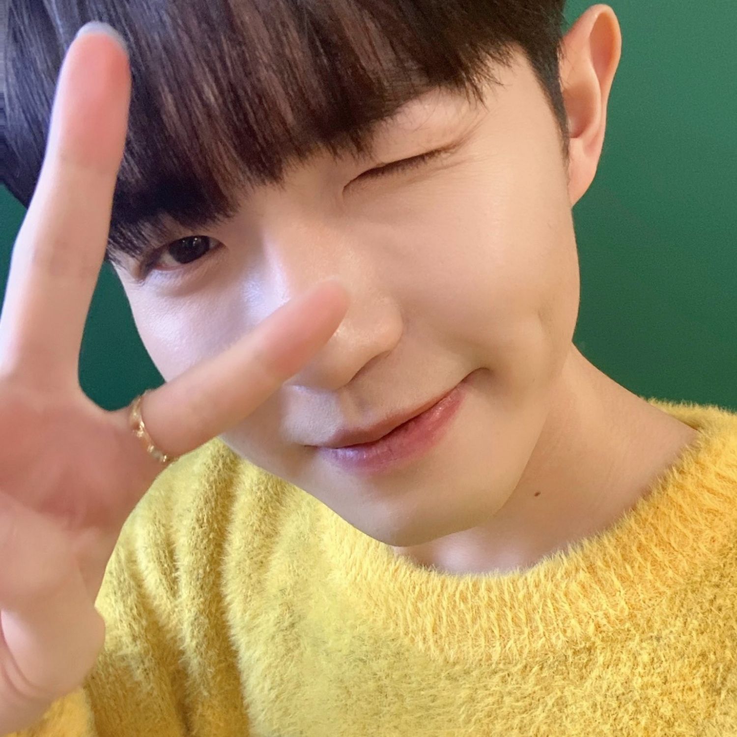 Potret di balik layar Kim Jaehwan