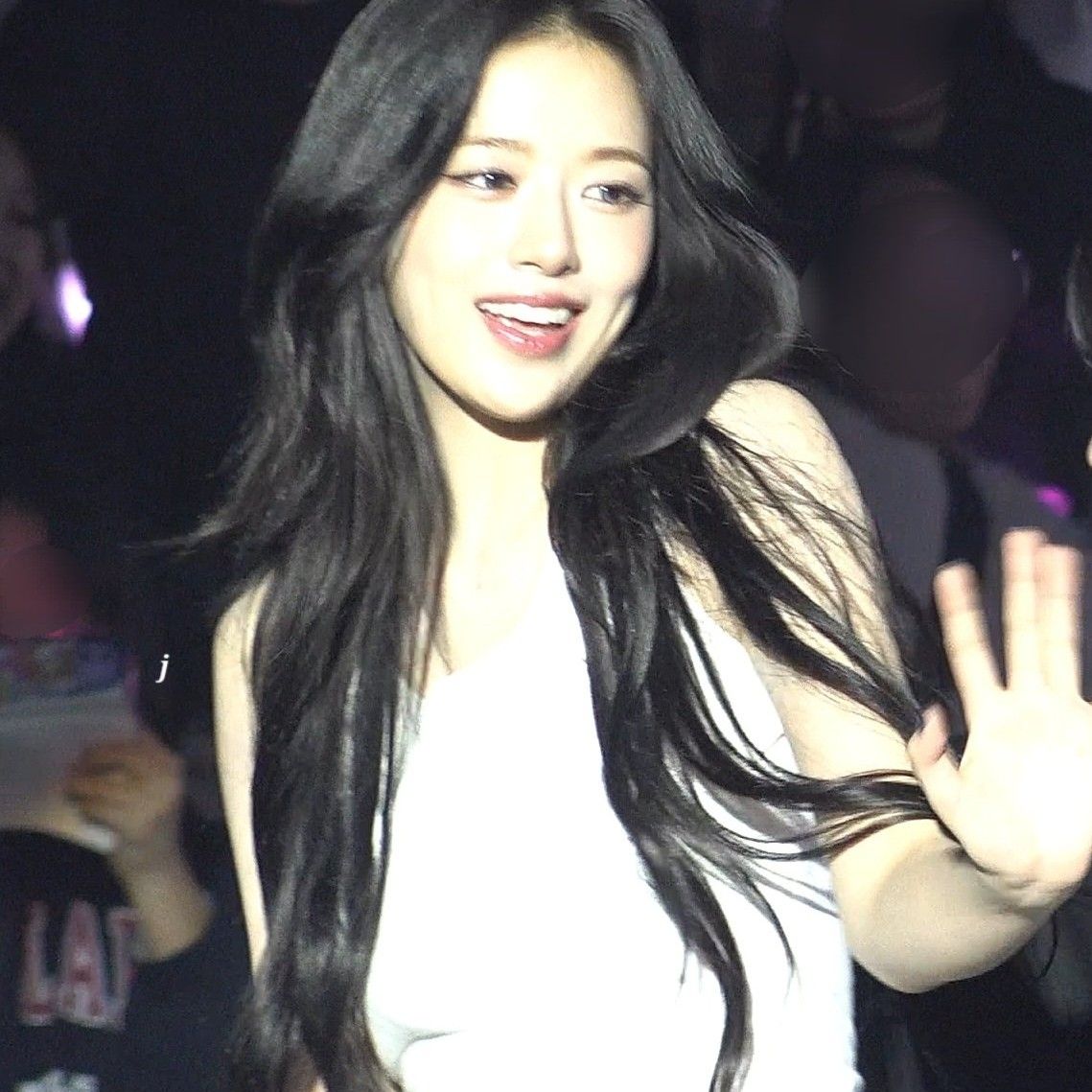 安宥眞 (IVE)的幕後花絮