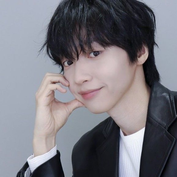 A moment captured by Jeong Sewoon's fan