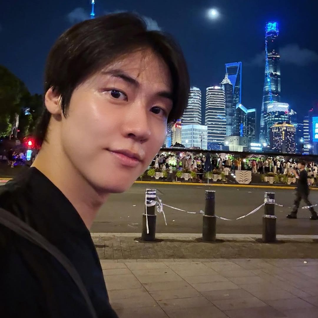 Latest photo of Lee Seunghyup (N.Flying)