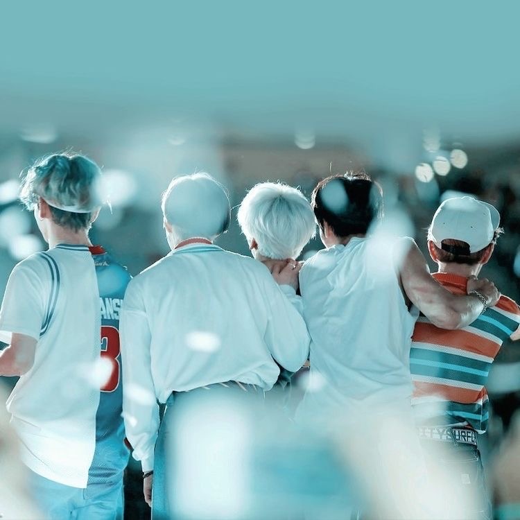 A moment captured by SHINee's fan