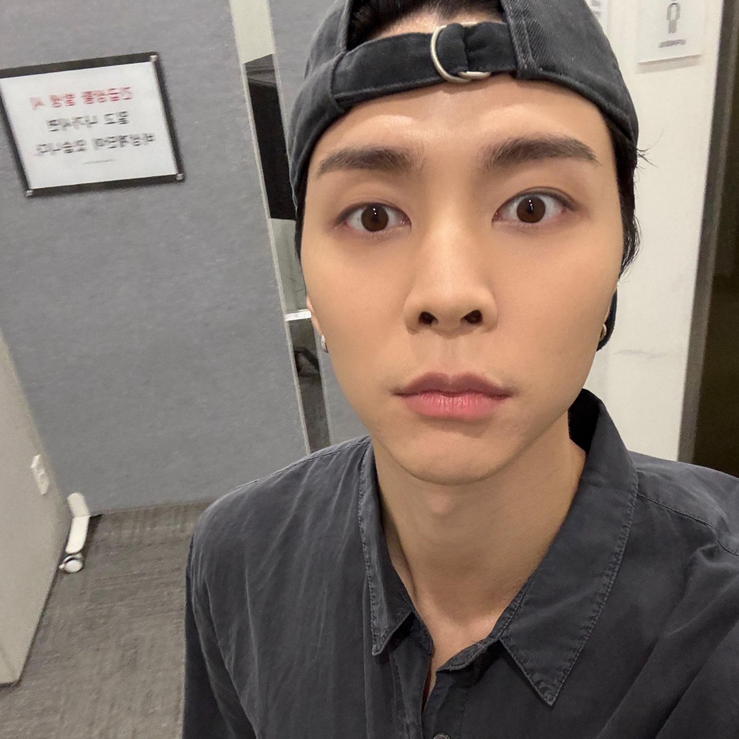 A moment captured by Johnny (NCT 127)'s fan