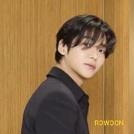 A moment captured by Rowoon's fan