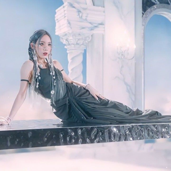 Recent activity shot of Taeyeon (Girls' Generation)