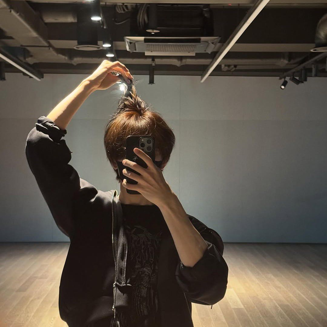 Behind-the-scenes cut of Jisung (NCT DREAM)
