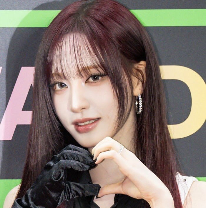 Latest photo of LIZ (IVE)