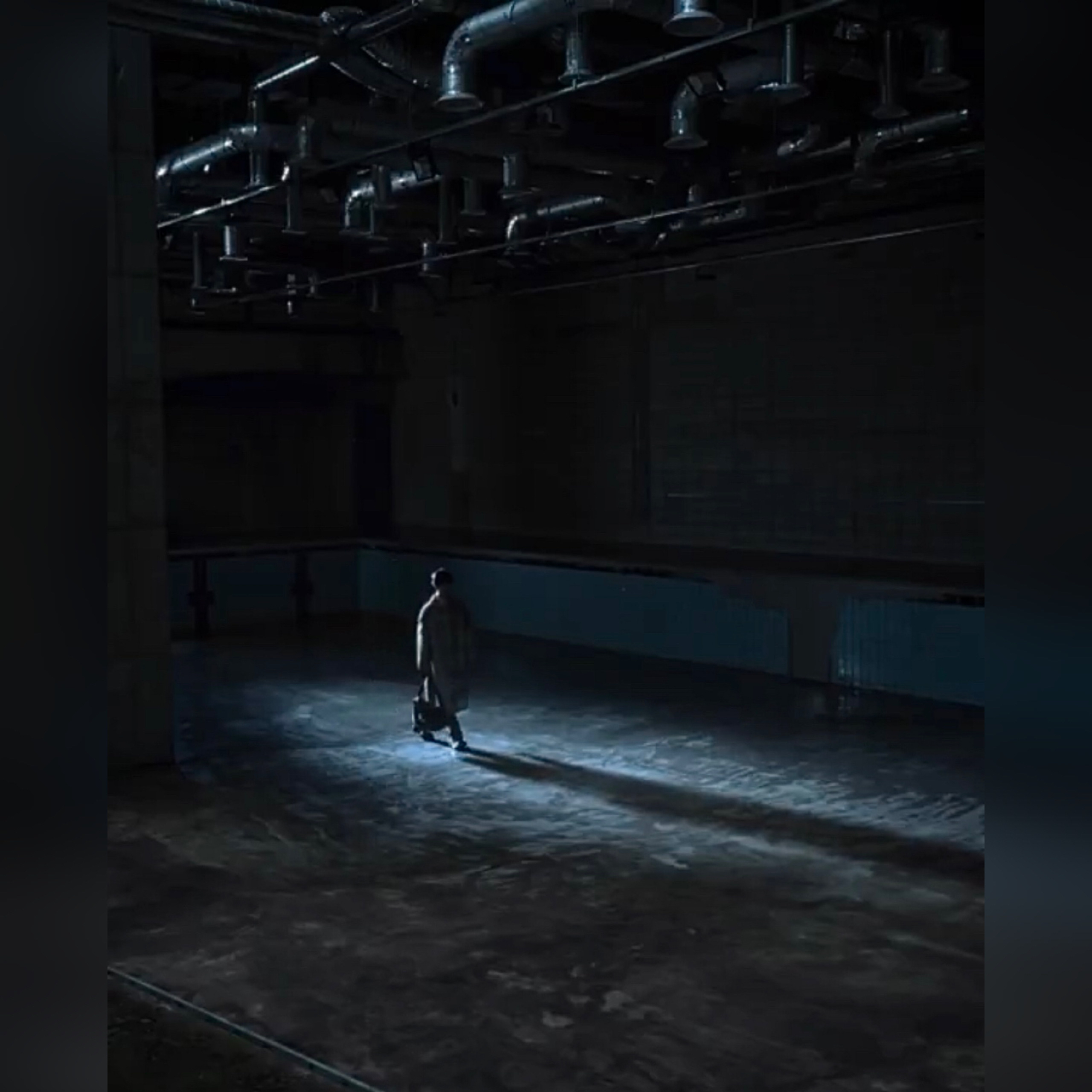 Behind-the-scenes cut of Lee Know (Stray Kids)