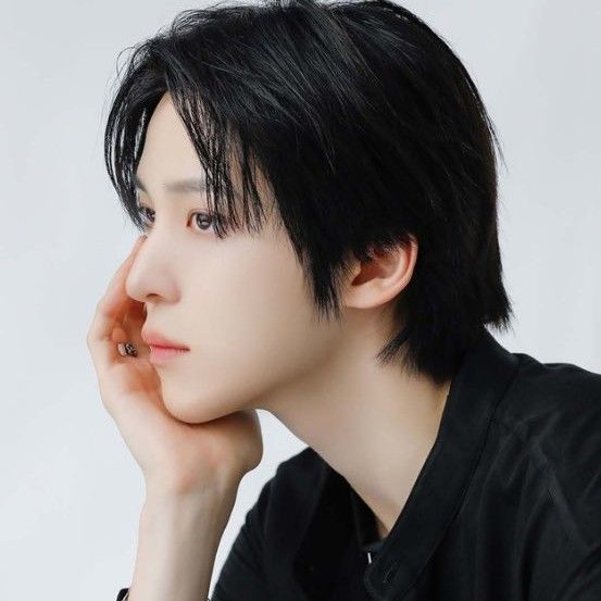 에이티즈의 비하인드 컷