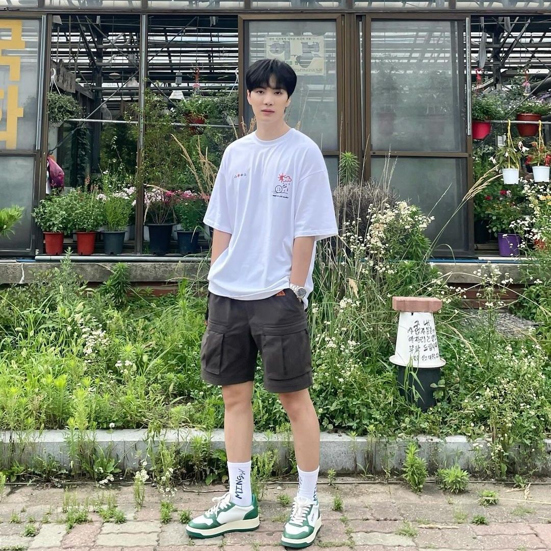 Foto terbaru Kim Jonghyeon