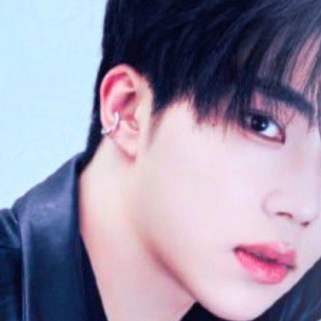 Latest photo of Park Gunwook (ZEROBASEONE)