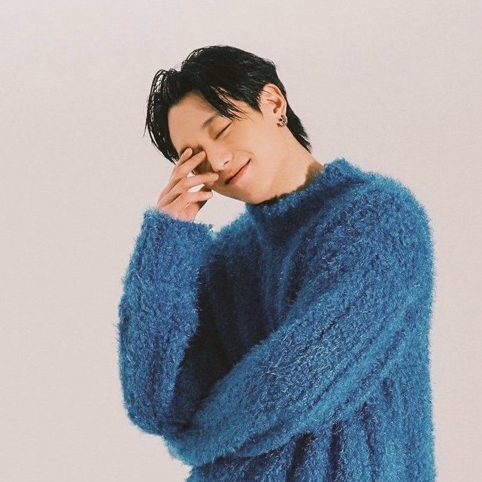 Recent activity shot of BOBBY (iKON)