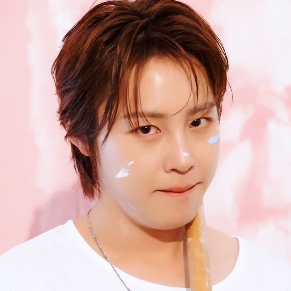 하성운의 비하인드 컷